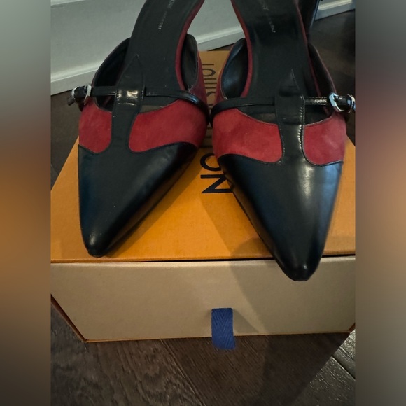 DKNY Italian Black Leather & Burgundy Suede Kitten Heels - Size 9.5 - Picture 3 of 7